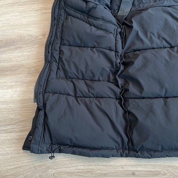 CALVIN KLEIN
Oversized Fleece-Trim Hooded Puffer Coat woman’s size small black - Picture 10 of 11
